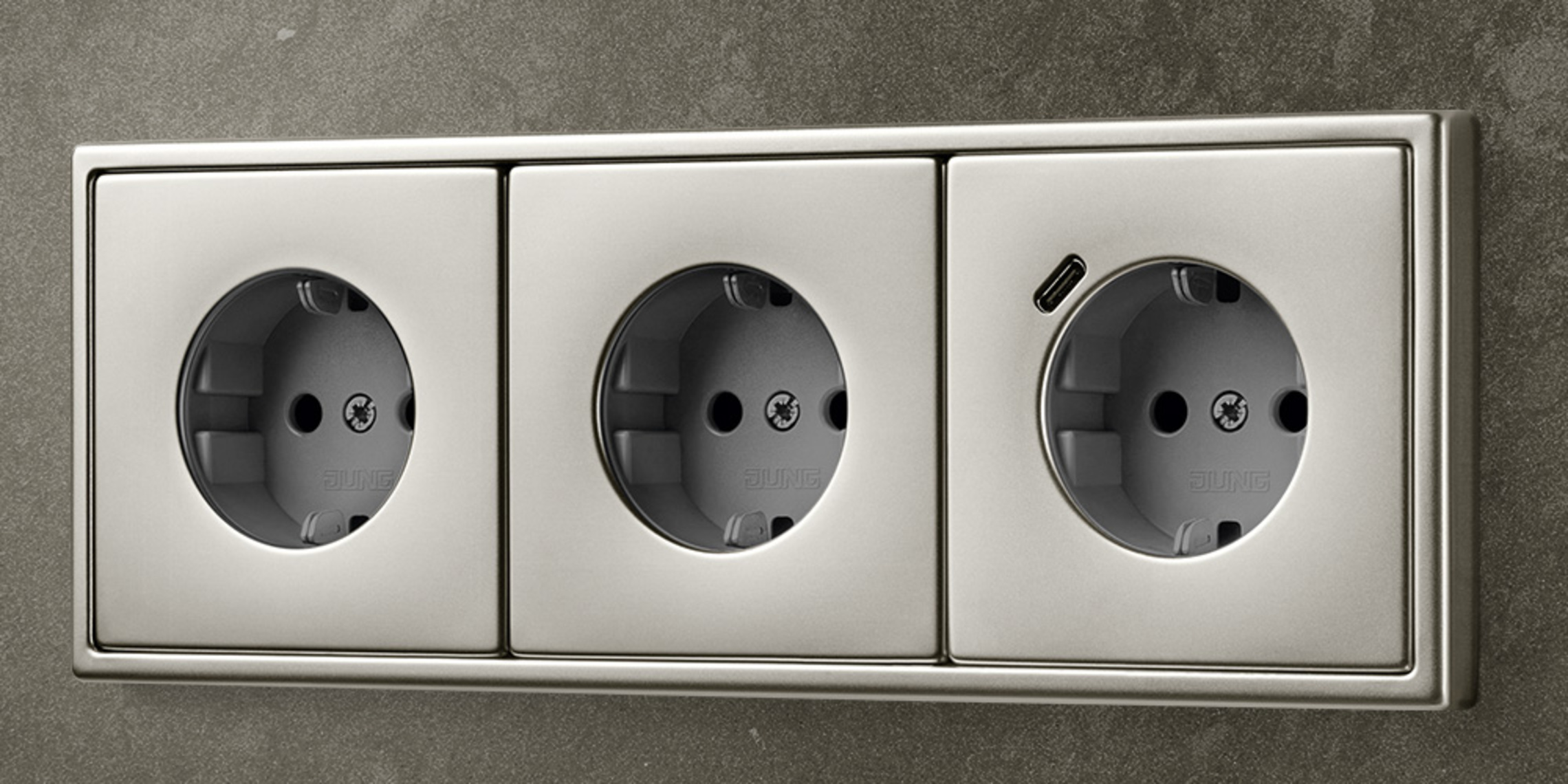 SCHUKO® Steckdosen mit USB bei GC-Elektro in Oberursel